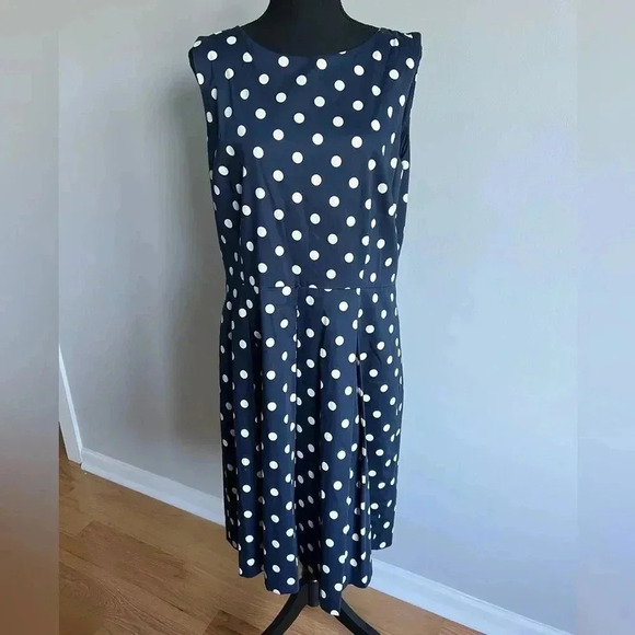 Tahari Dresses & Skirts - Tahari navy blue and white polka dot dress size 14